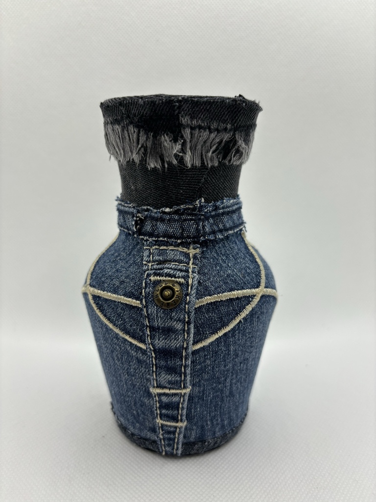Vase 10
