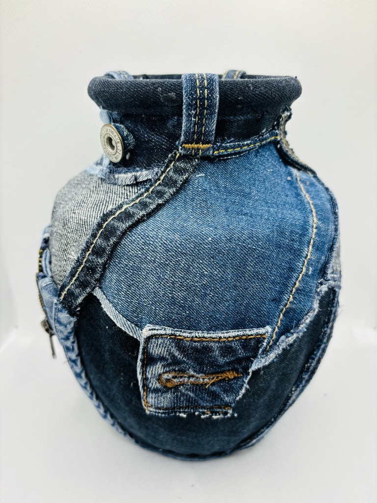 Vase 3